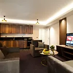 Ξενοδοχείο Valide 4*